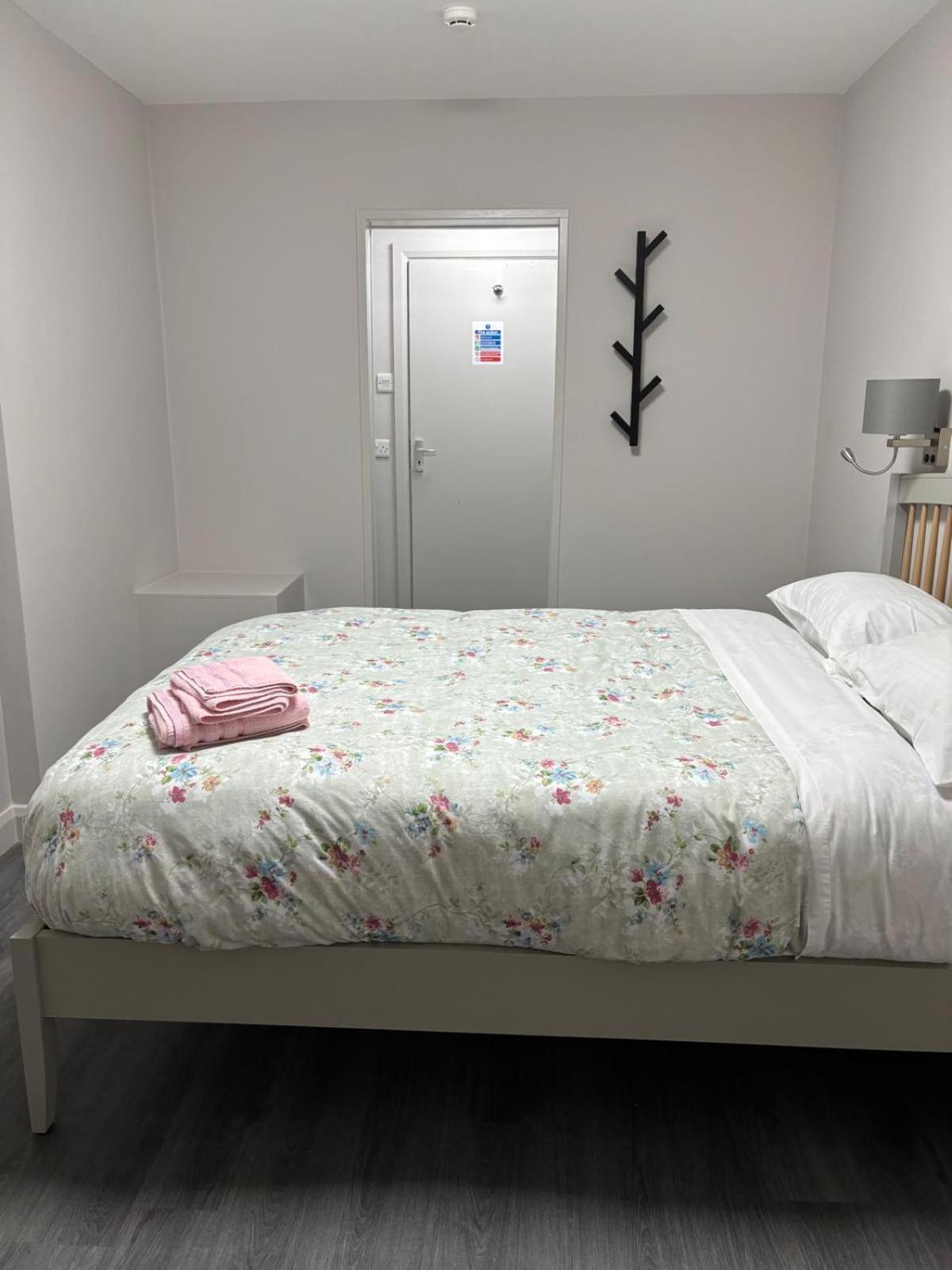 Central Hotel Sutton-in-Ashfield Екстер'єр фото