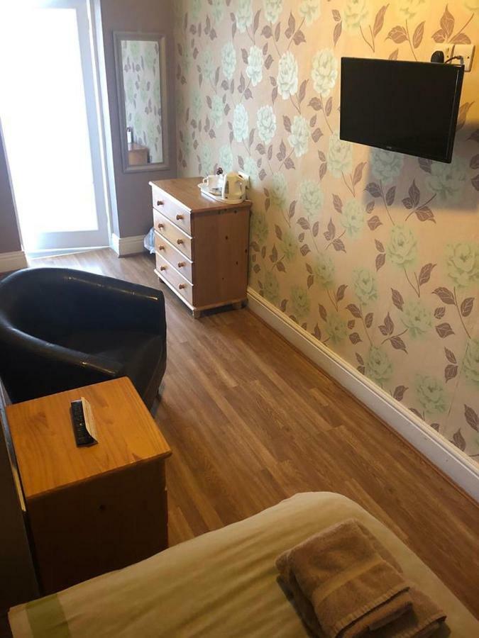 Central Hotel Sutton-in-Ashfield Екстер'єр фото